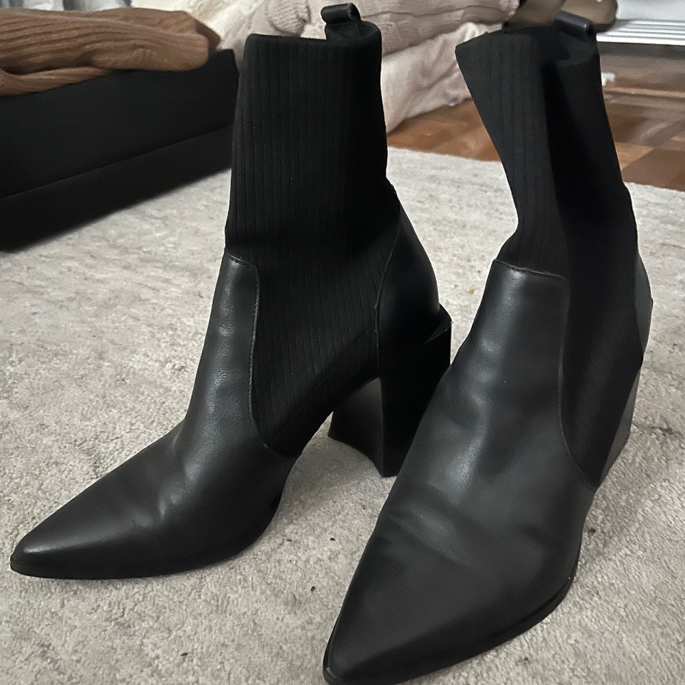 STEVE MADDEN BOOTS
